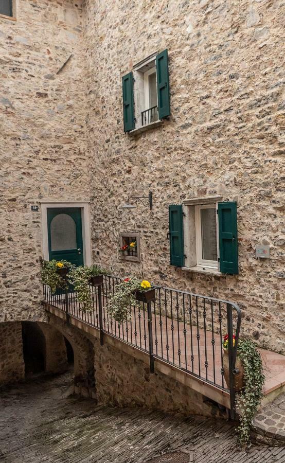 Casa Rustica - Appartamenti Pilati Tremosine Экстерьер фото